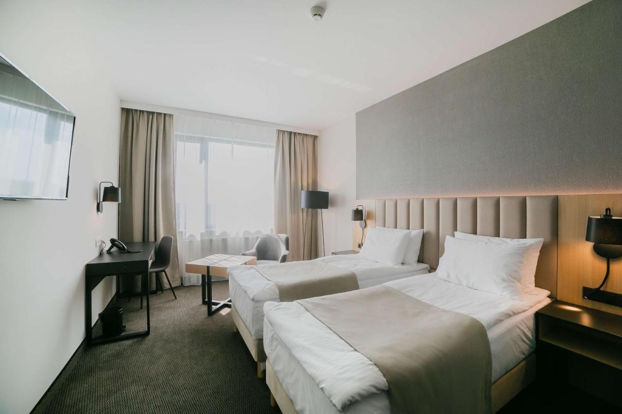 B&B Hotel Warsaw East Esterno foto