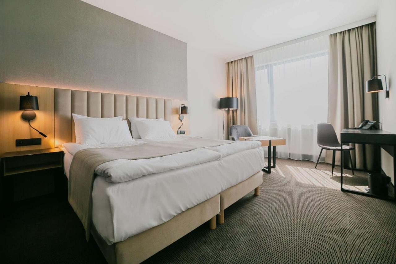 B&B Hotel Warsaw East Esterno foto