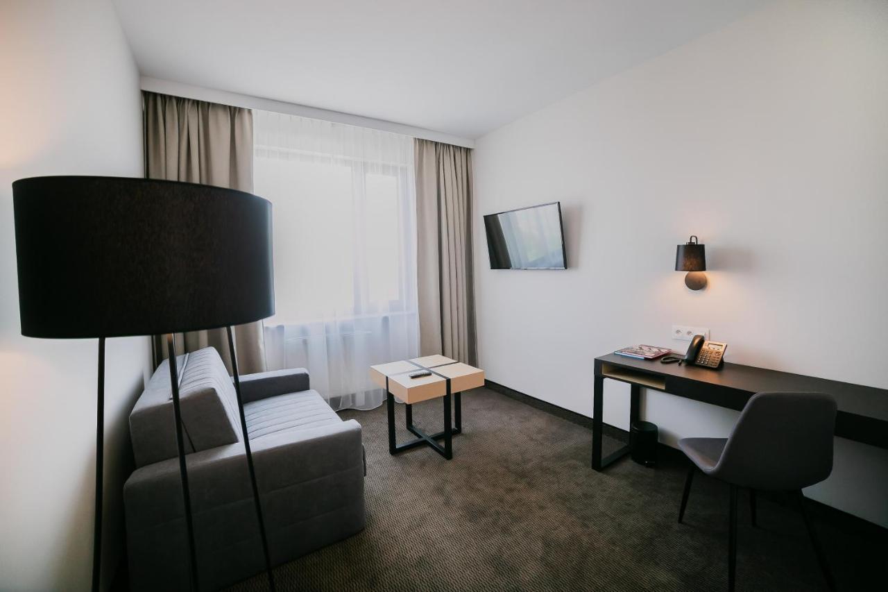 B&B Hotel Warsaw East Esterno foto